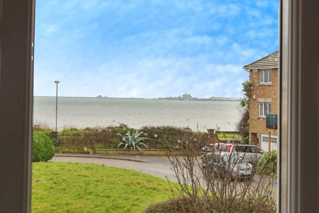 Property photo 3 of 18 Pbox-Img.Jpg