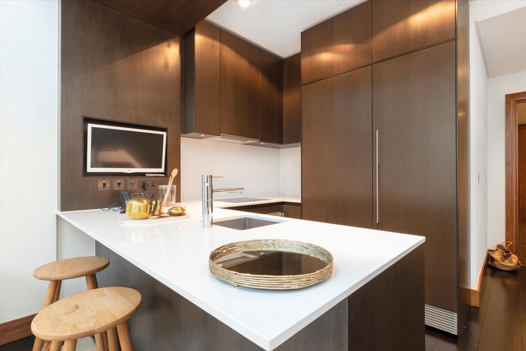 Property photo 3 of 12 Image