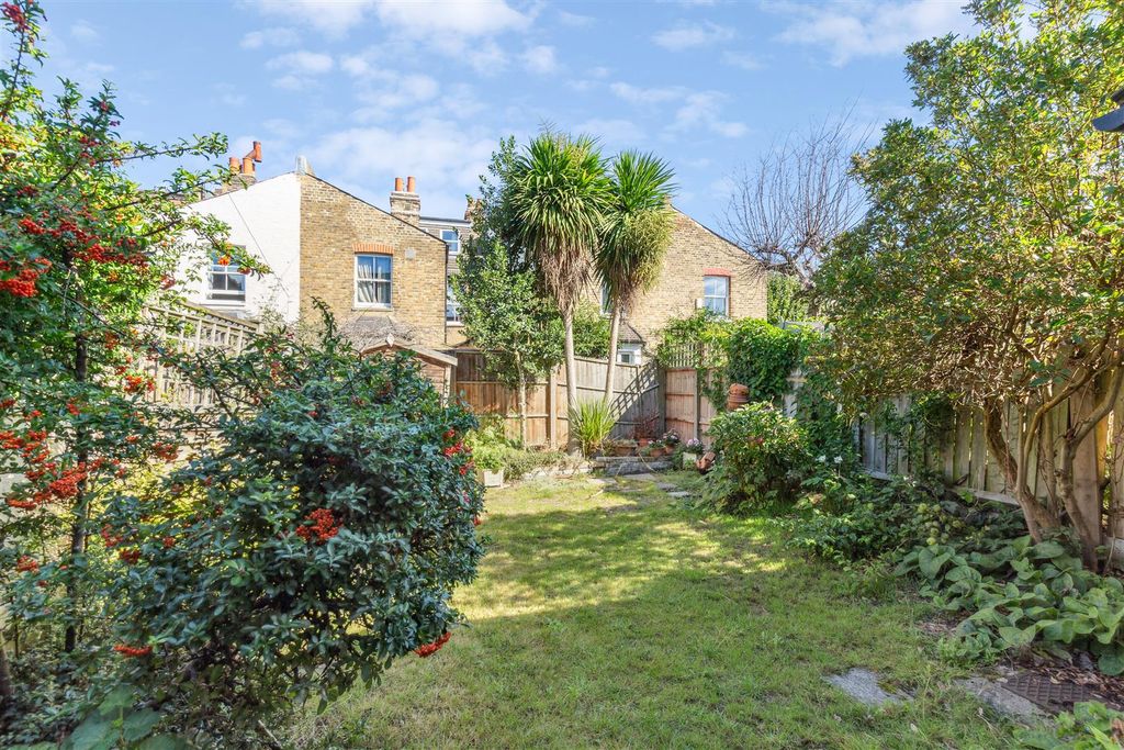 Property photo 3 of 13 Fielding Road, W4 - For Sale