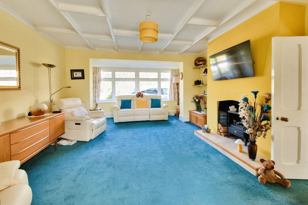 Property photo 3 of 21 20260326_134818