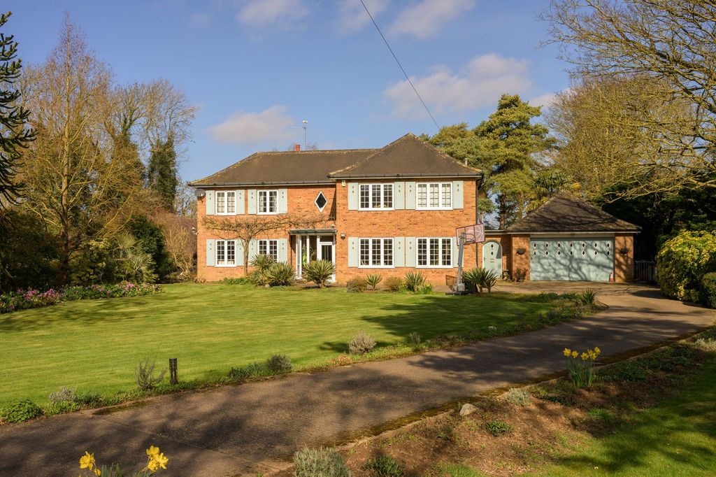 Property photo 1 of 36