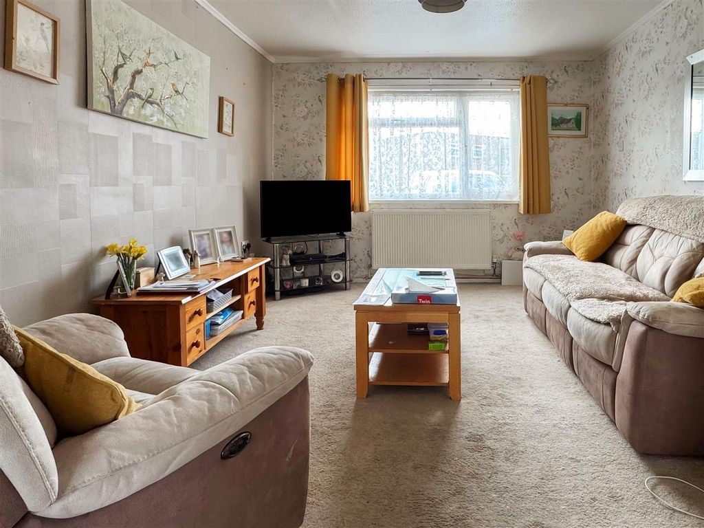 Property photo 3 of 10 Img_2423.Jpg