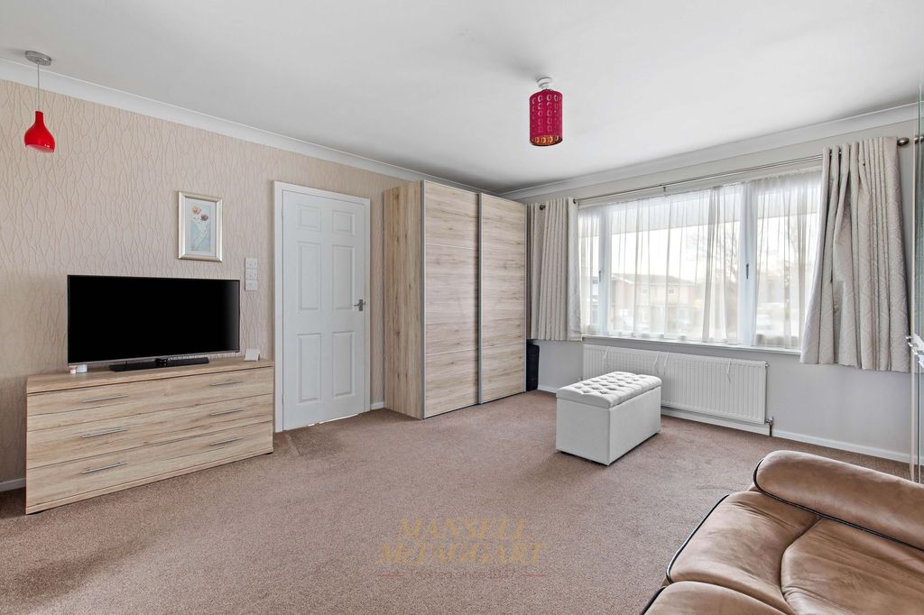 Additional image 13 of 4 bed detached house for saleArtel Croft, Crawley RH10