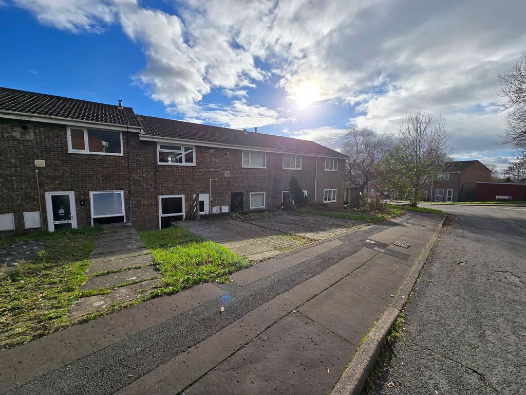 Property photo 1 of 18 Main