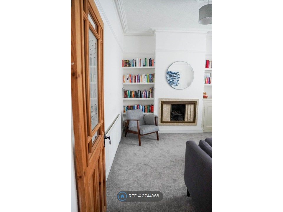 Property photo 1 of 30