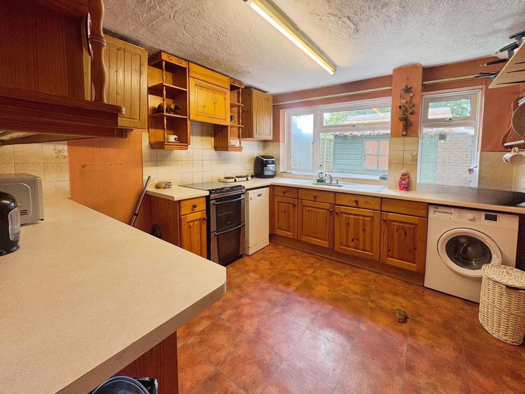Property photo 3 of 13 Pbox-Img.Jpg