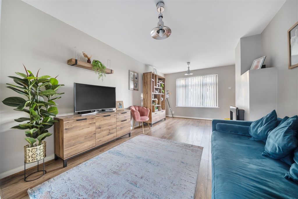 Property photo 2 of 15 Living Room