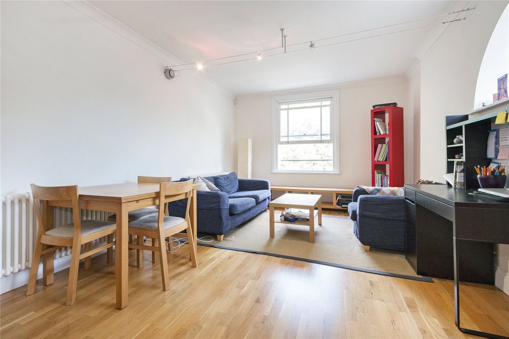 Property photo 1 of 11 Reception Room