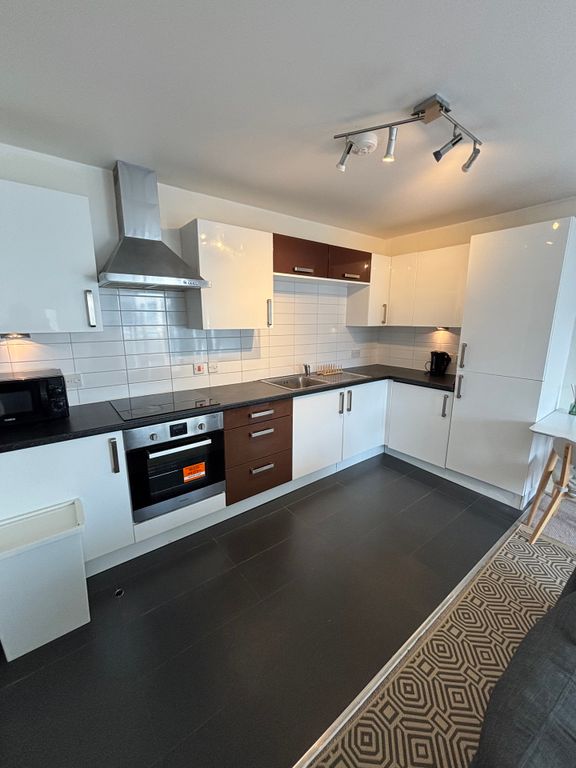 Property photo 3 of 11 Img_4023