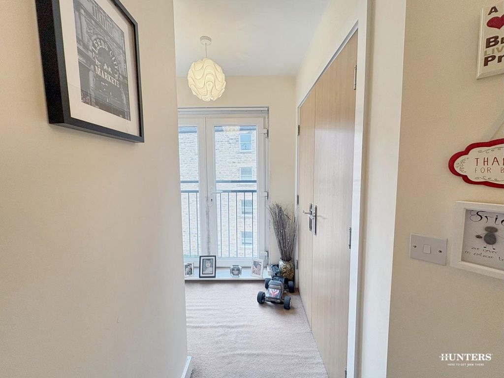 Property photo 2 of 14 Img_1585.Jpg