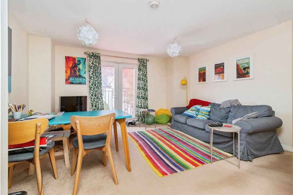 Property photo 3 of 15