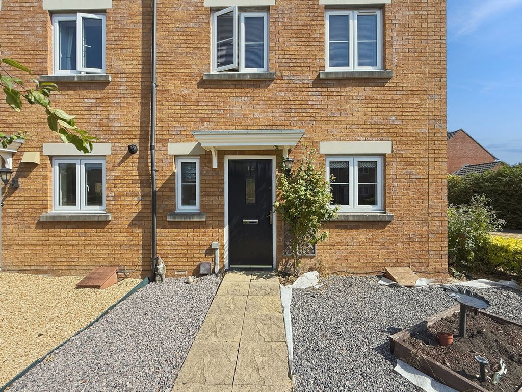 Property photo 2 of 21