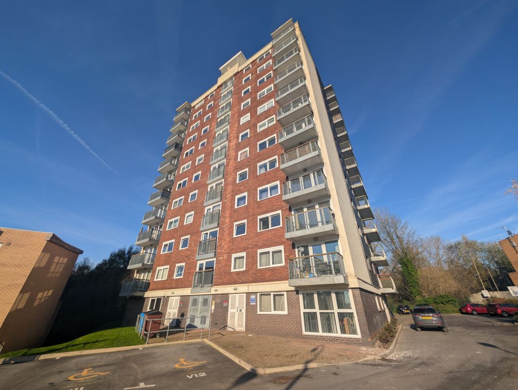 Property photo 3 of 8