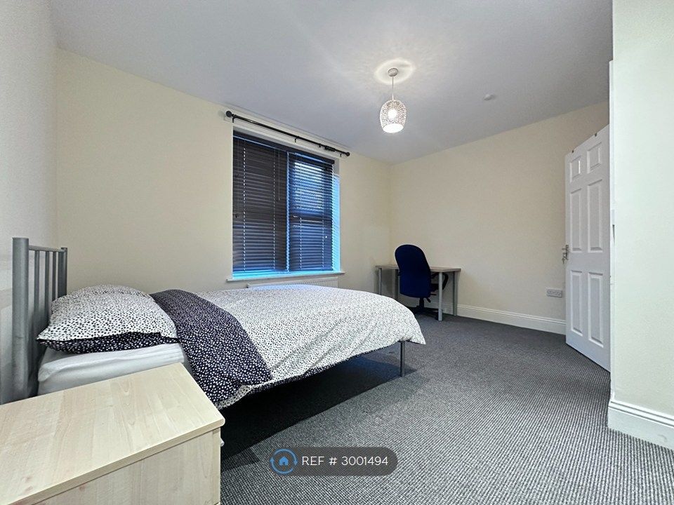Property photo 3 of 21