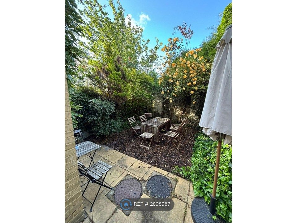 Property photo 1 of 9 Garden
