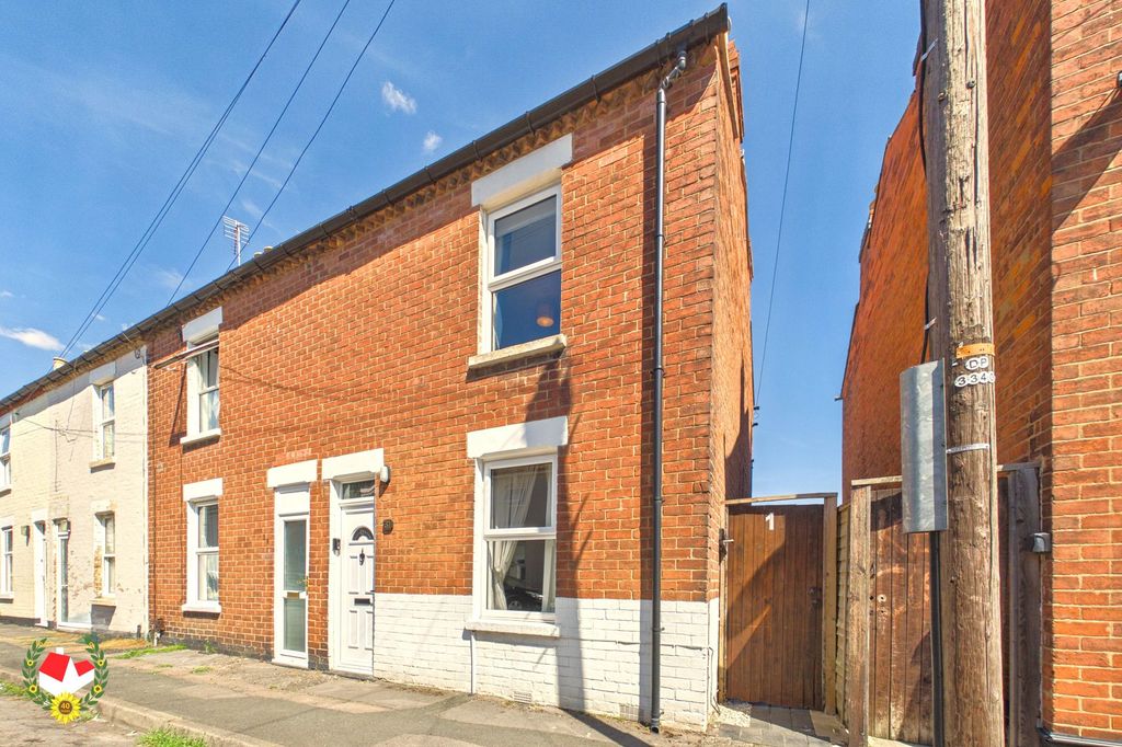 Property photo 1 of 12