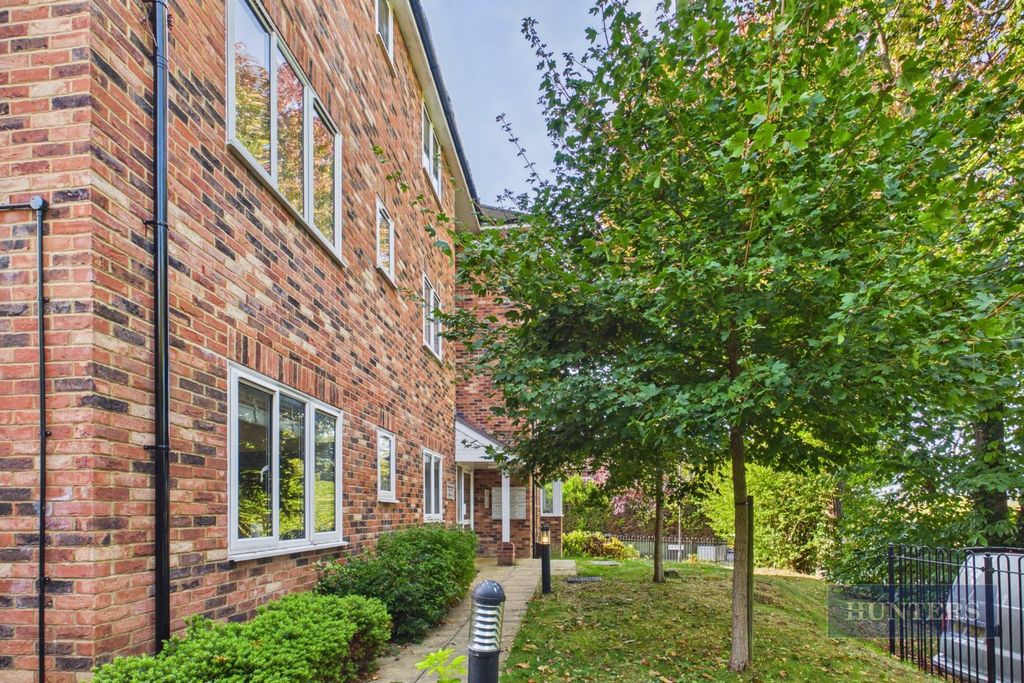 Property photo 1 of 15 Exterior