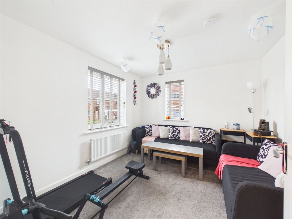 Property photo 3 of 18 Picture No. 03