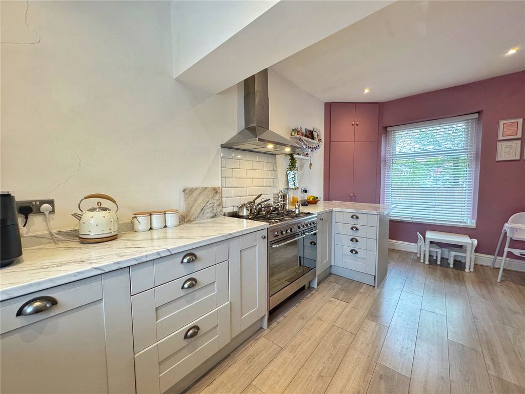 Property photo 1 of 12 Picture No. 29