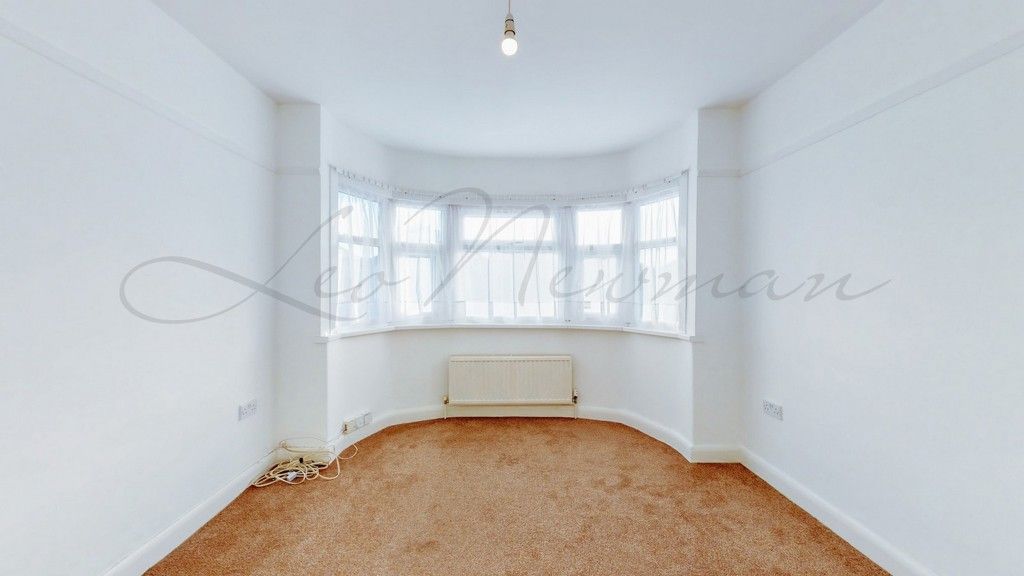 Property photo 2 of 18 Jpg