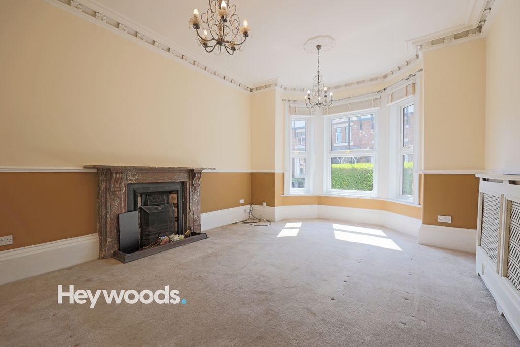 Property photo 3 of 64 0F1A3543