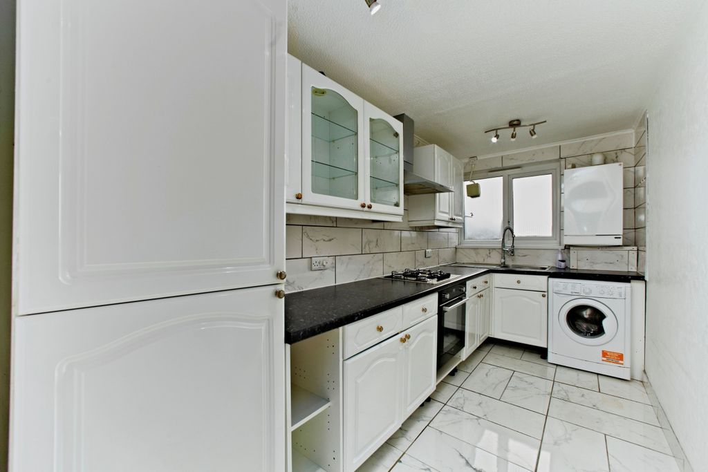 Property photo 2 of 9 85c5E624-45B7-F111-Aaae-000d3Ad4F375