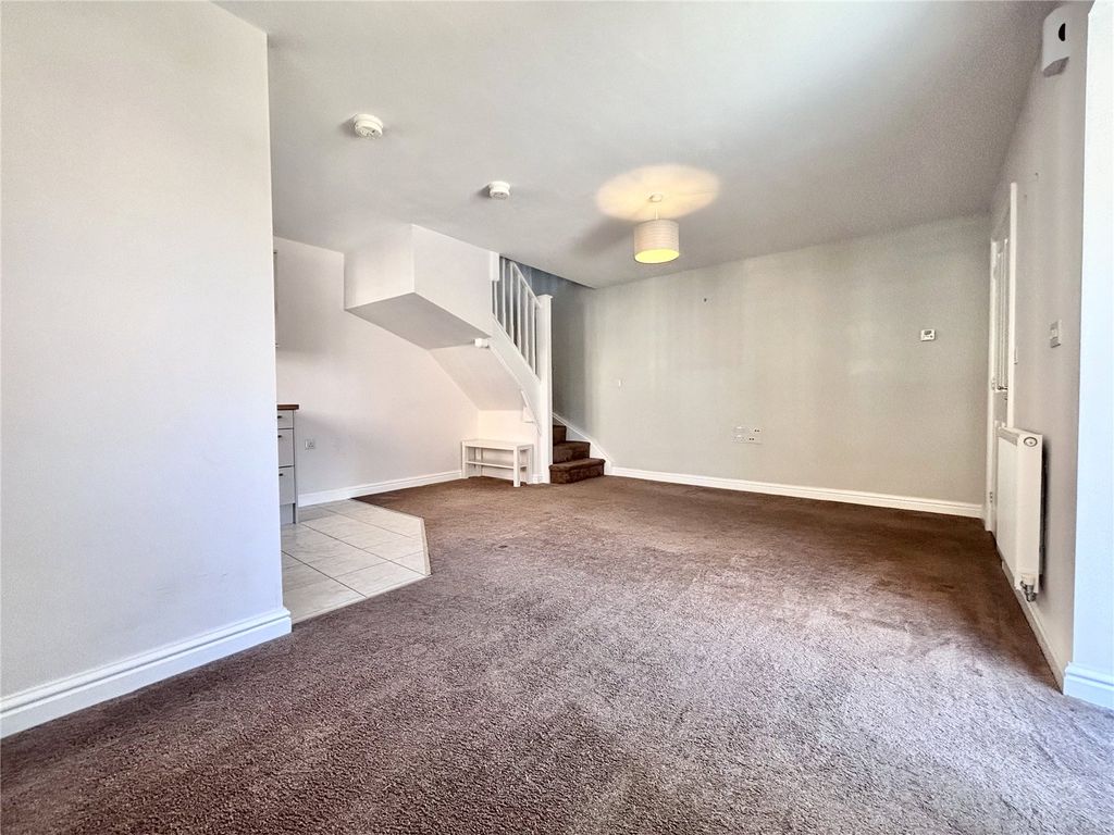 Property photo 3 of 11 Picture No. 16