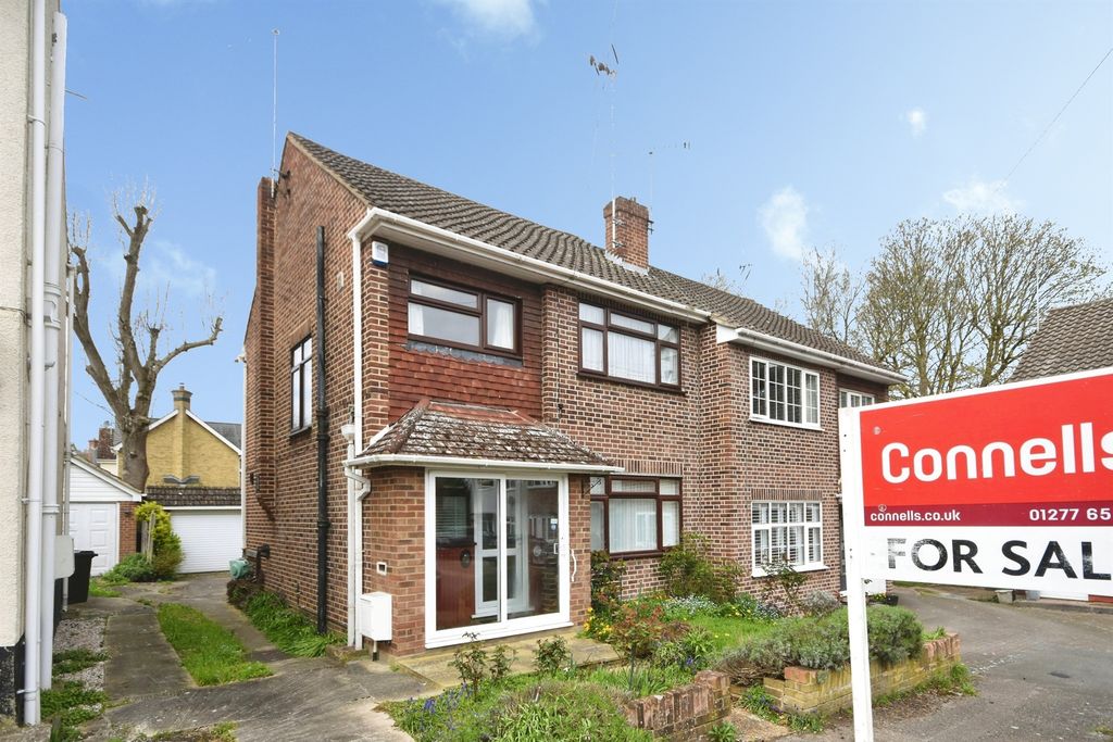 Property photo 1 of 28