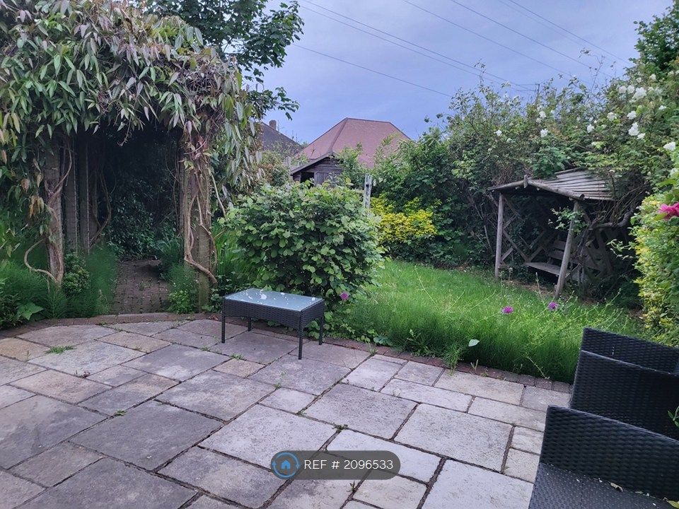 Property photo 2 of 6
