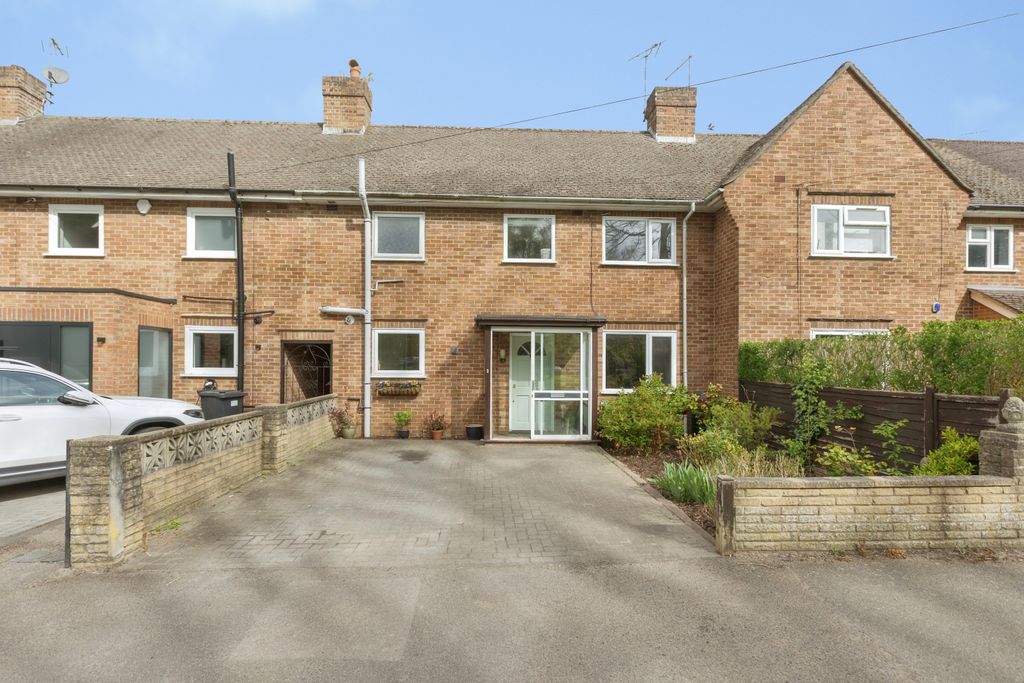 Property photo 1 of 16