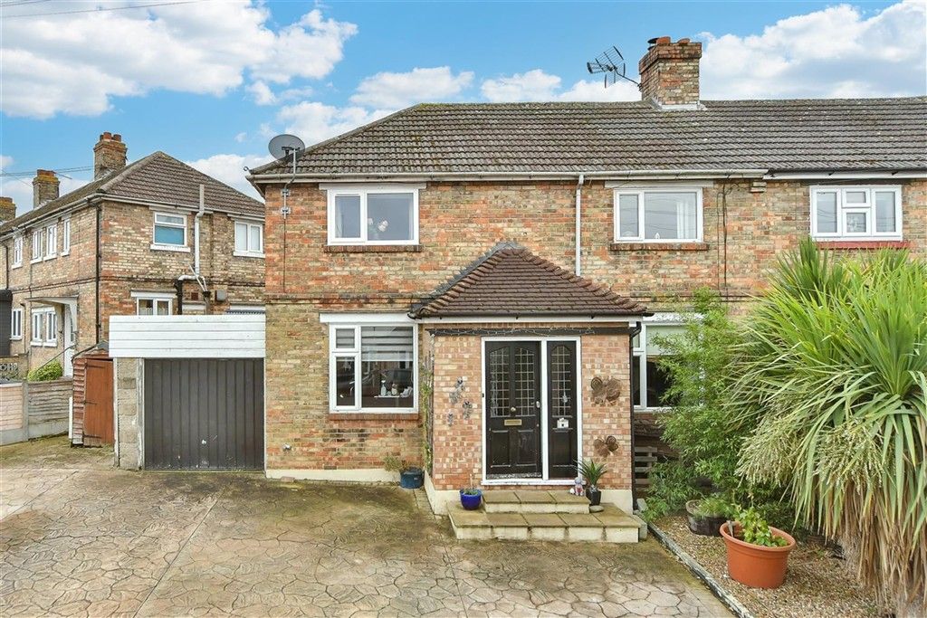 Property photo 2 of 10 External (Web)