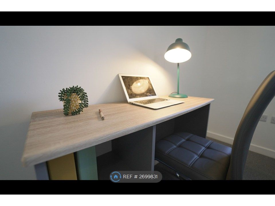 Property photo 3 of 24 R3