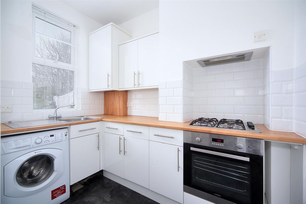 Property photo 2 of 9 Img_5063_4_5_8_Tonemapped Copy.Jpg