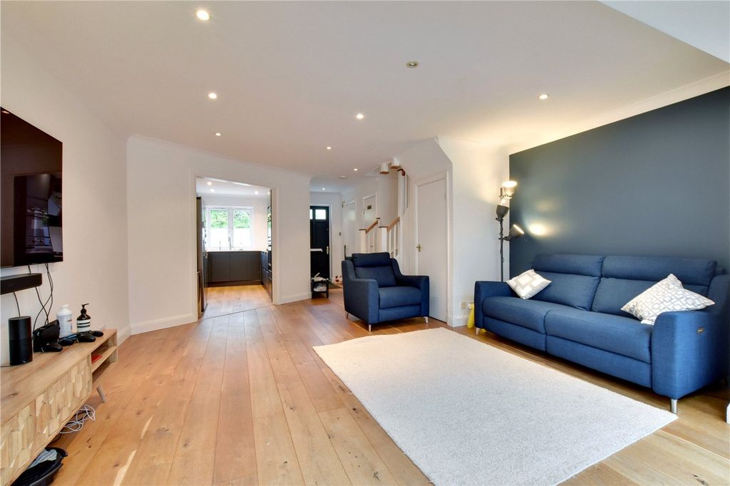 Property photo 2 of 31 Picture No. 06