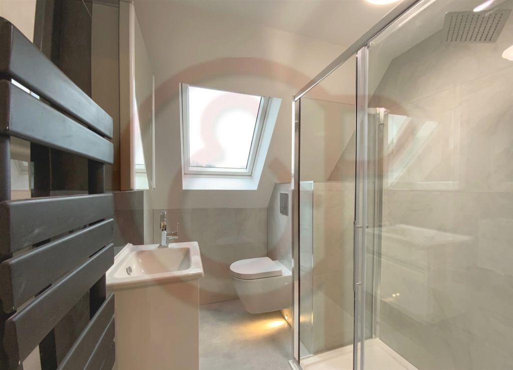 Property photo 3 of 3 Bathroom.Jpg