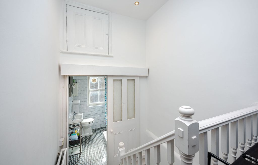 Barton Road, London W14 photo 5