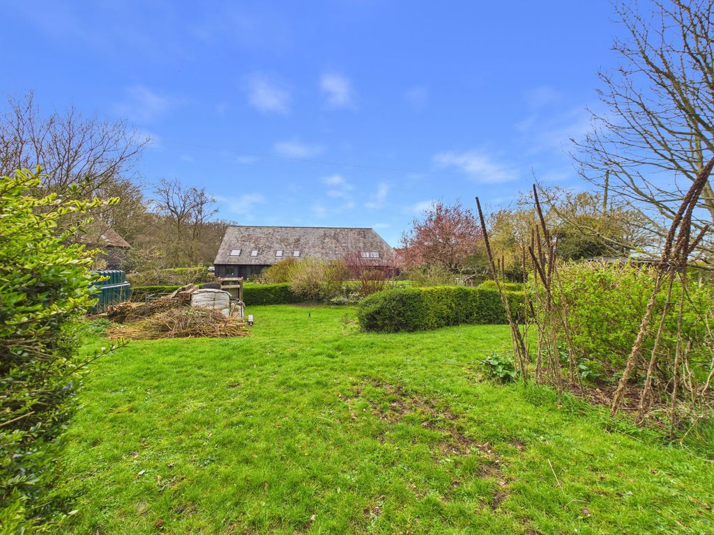 Property photo 2 of 22