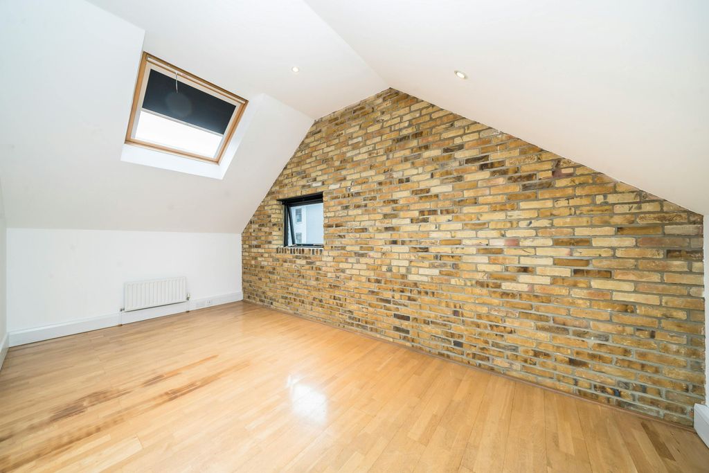 Property photo 3 of 11 Second Flr 1.Jpg