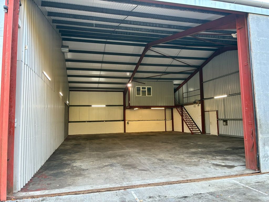 Property photo 2 of 6 Not Specified