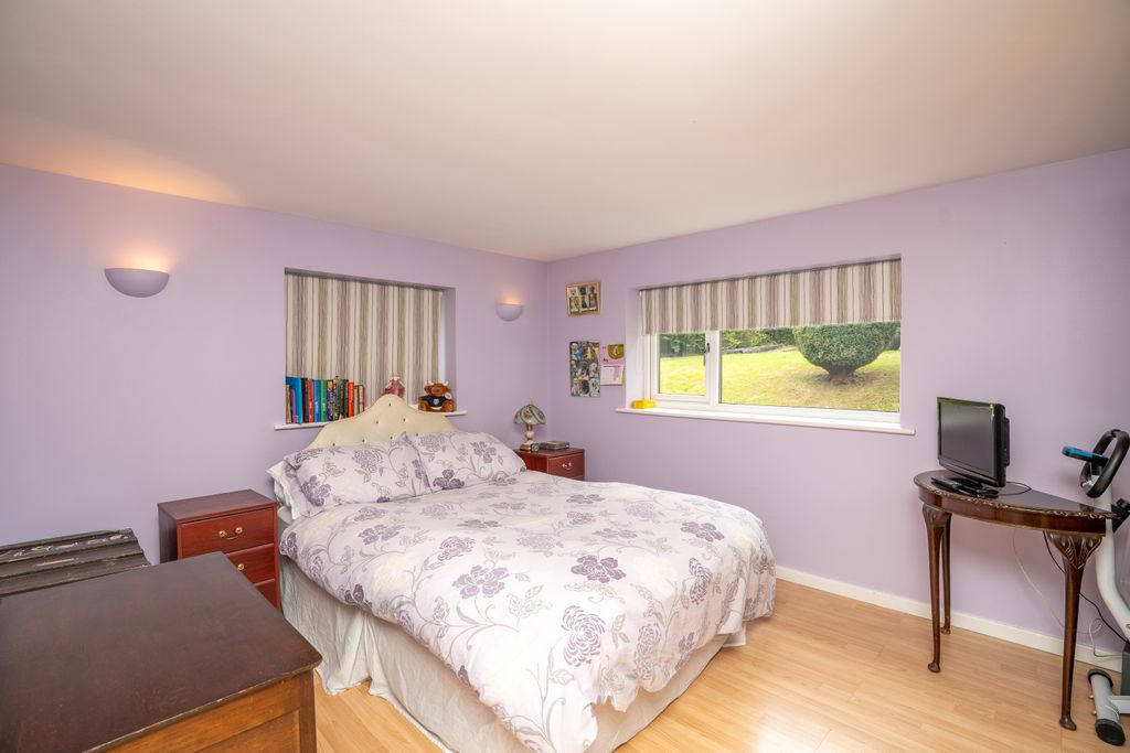 Additional image 27 of 6 bed detached house for saleWild Grove, Pudsey LS28