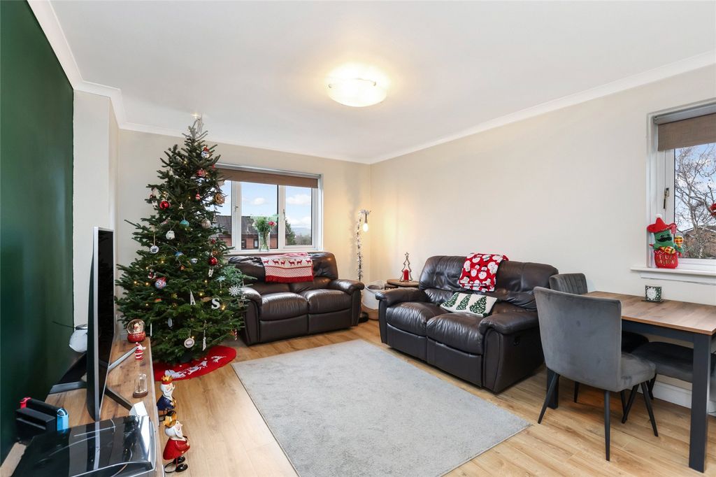 Property photo 2 of 19 Picture No. 01