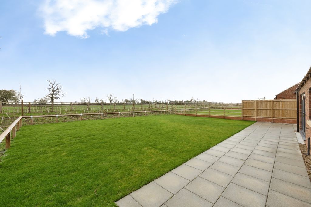 Property photo 3 of 15 External (Rear 1)