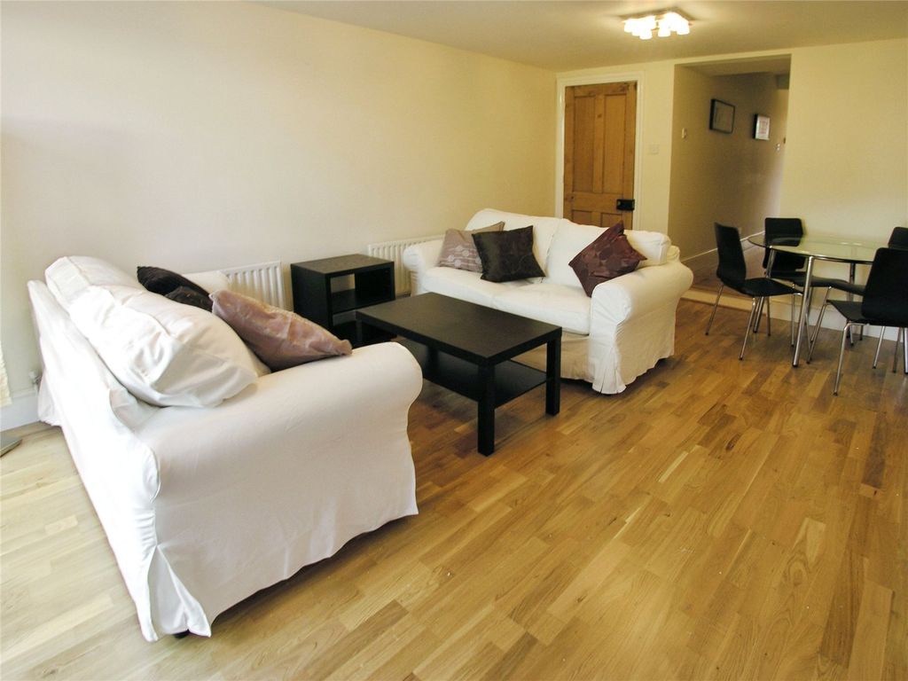 Property photo 3 of 8 Picture No. 22