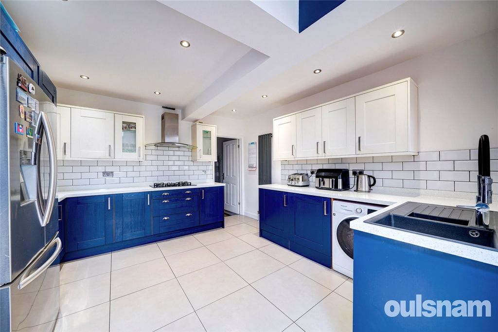 Property photo 3 of 23 Picture No. 28