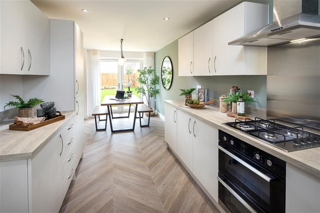 Property photo 2 of 8 Kitchen Breakfast Room