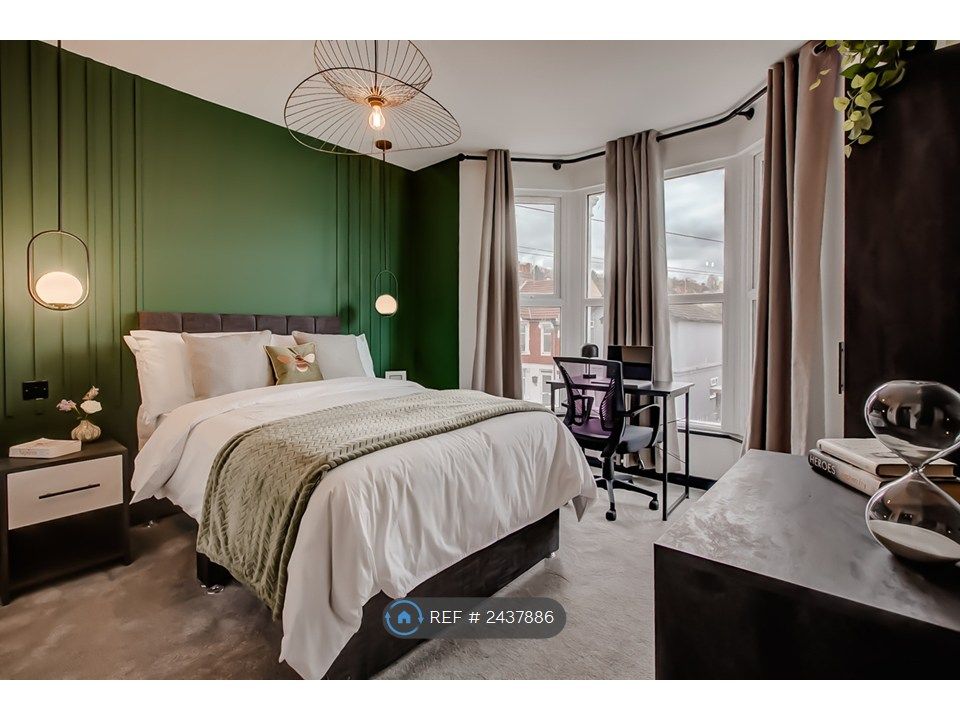 Property photo 1 of 16 Bedroom 4