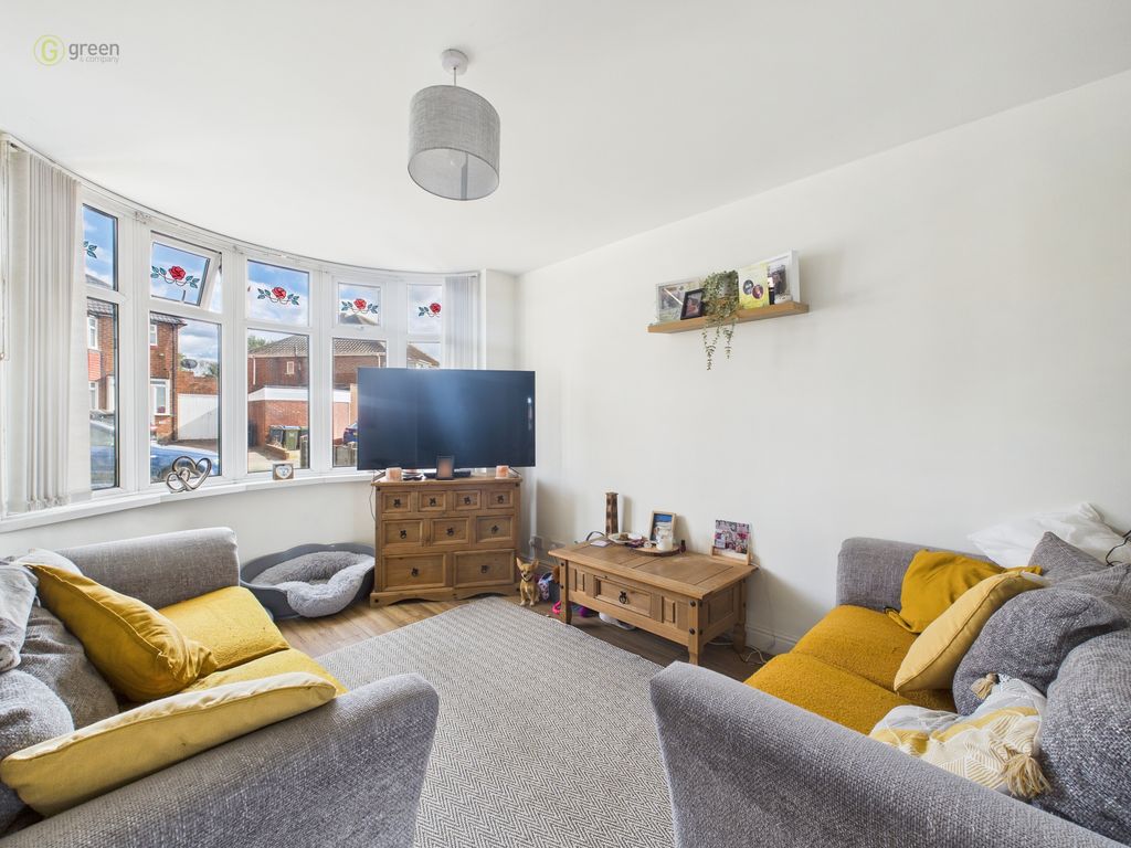 Property photo 2 of 30