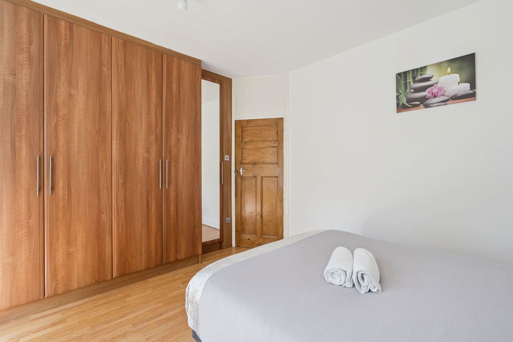Additional image 12 of 2 bed maisonette for saleWest End Avenue, Pinner, Middlesex HA5