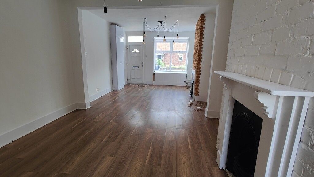 Property photo 3 of 10 108 Lettings
