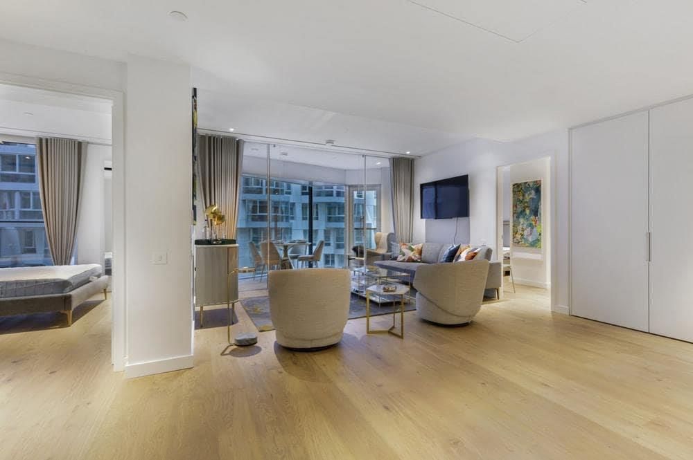 Property photo 3 of 11 Oakley House, Electric Boulevard London, Sw11 8Bs